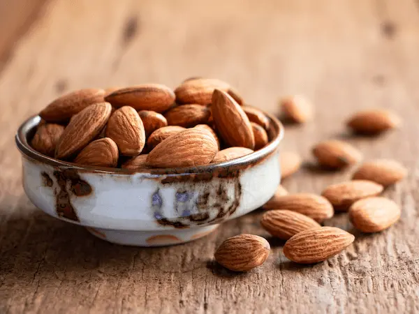 تصویر 5 از خرید بادام مامایی پوست کاغذی + بهترین قیمت